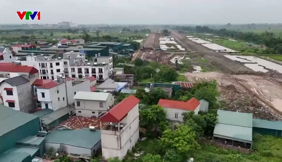 Người dân xã Cự Khê phản ánh bất cập trong đền bù đất vườn, ao liền kề nhà ở tại dự án Vành đai 4