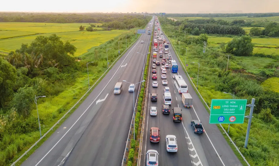 Đề xuất đầu tư mở rộng cao tốc TP Hồ Chí Minh - Long Thành