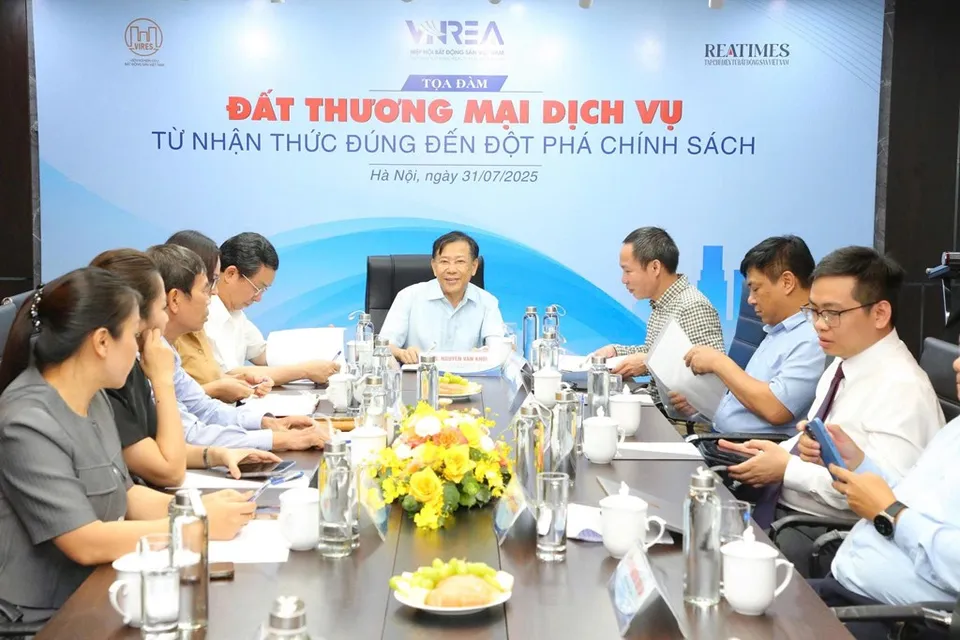 Đất thương mại dịch vụ: Tiềm năng lớn, chính sách còn “bỏ ngỏ”
