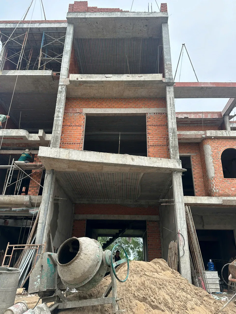 Giá nhà tăng liên tục, người dân dần chuyển sang thuê thay vì mua