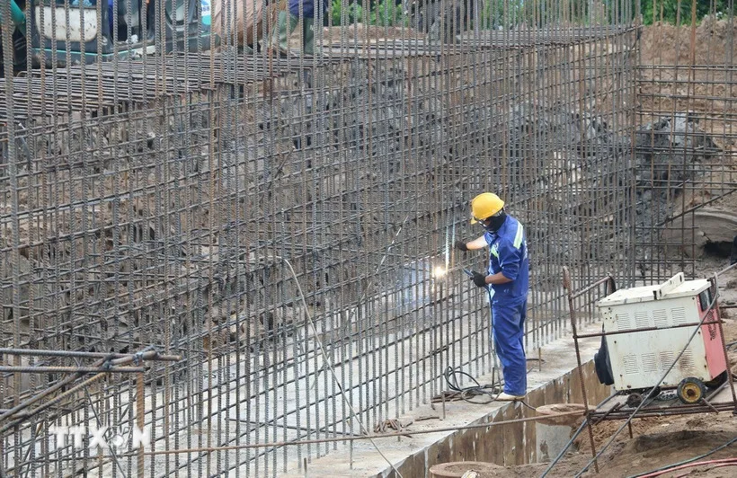 Gỡ vướng, tăng tốc giải ngân vốn đầu tư công vùng Đồng bằng sông Cửu Long