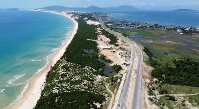 Chấp nhận nhà đầu tư 2 siêu đô thị hơn 68.600 tỉ đồng ở Khu kinh tế Vân Phong