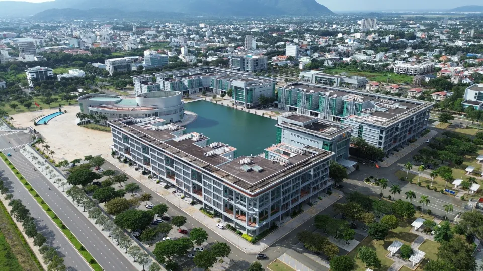 TP Hồ Chí Minh đề xuất giao Trung tâm Hành chính Bà Rịa - Vũng Tàu (trước đây) cho Đại học Y Dược