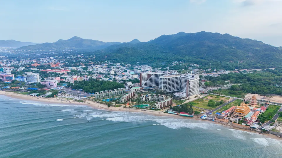 Lợi thế cạnh tranh của Charm Resort Long Hải trên thị trường nghỉ dưỡng TP Hồ Chí Minh