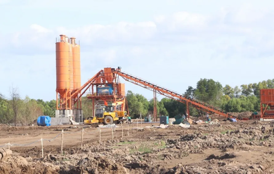 Dự án cao tốc Cà Mau-Đất Mũi: Mặt bằng tuyến chính cơ bản được bàn giao