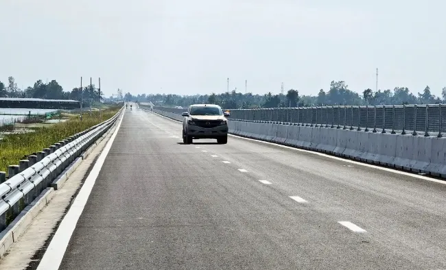 Nhiều tuyến cao tốc tại ĐBSCL thông xe vào ngày 19/12