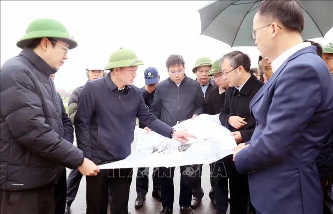 Ninh Bình rà soát, tháo gỡ vướng mắc dự án đường song hành Vành đai 5