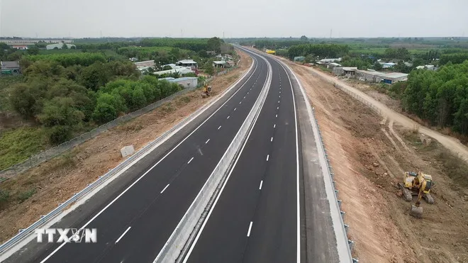 Đảm bảo an toàn tuyệt đối khi khai thác tạm cao tốc Biên Hòa - Vũng Tàu