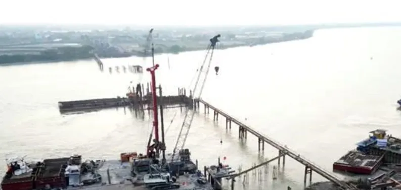 Hưng Yên khơi thông điểm nghẽn trên công trường trọng điểm