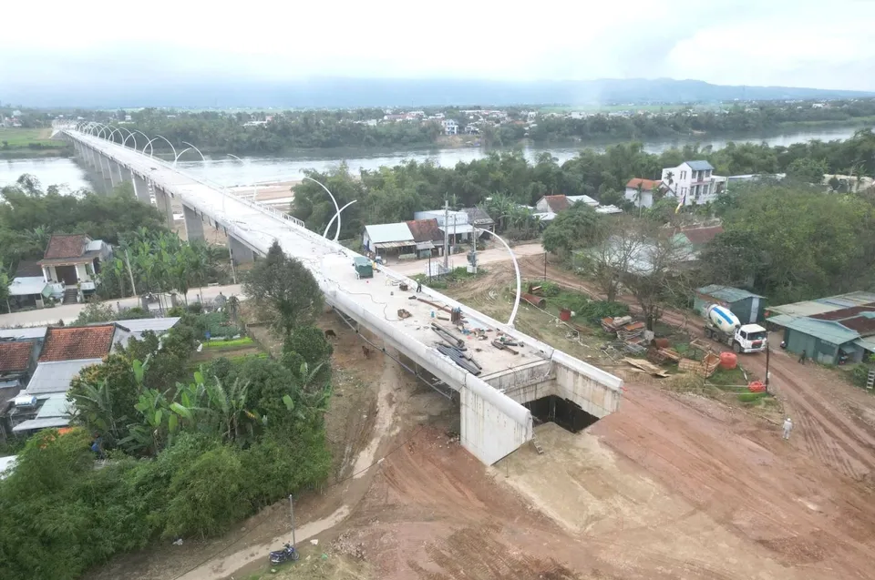 Đà Nẵng yêu cầu giải phóng mặt bằng dứt điểm tại các dự án cầu chưa có đường dẫn