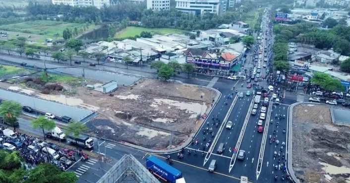 TP Hồ Chí Minh nghiên cứu làm đường trên cao dọc tuyến Nguyễn Văn Linh