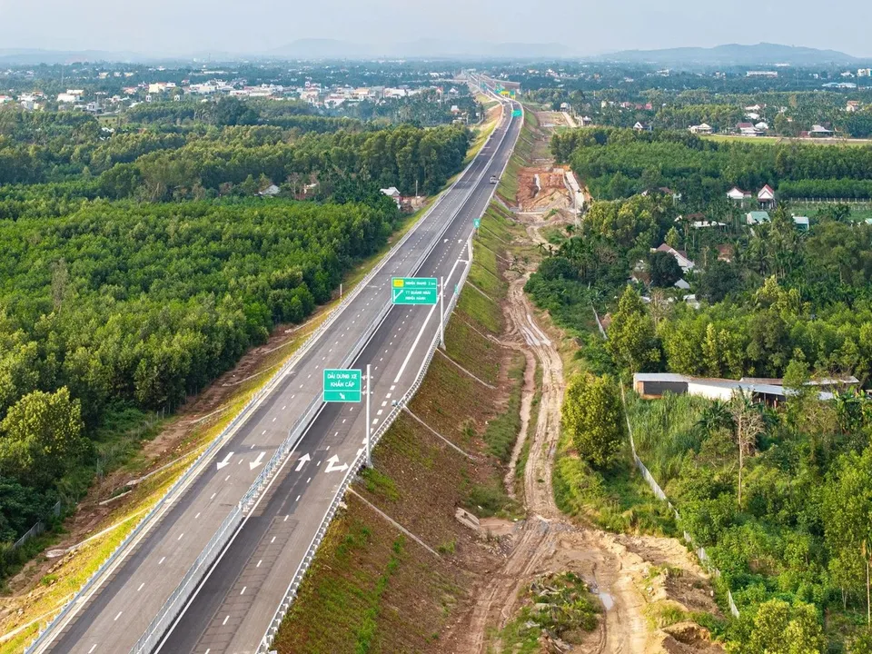 Bổ sung 3 tuyến cao tốc đầu tư trước năm 2030