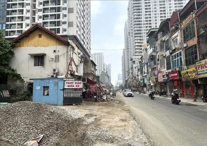Hà Nội đẩy nhanh tiến độ dự án mở rộng đường Nguyễn Tuân