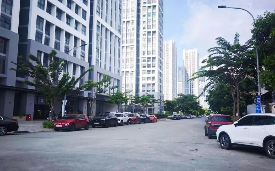 Người mua đầu tư "tháo hàng" căn hộ, giảm giá hàng trăm triệu đồng