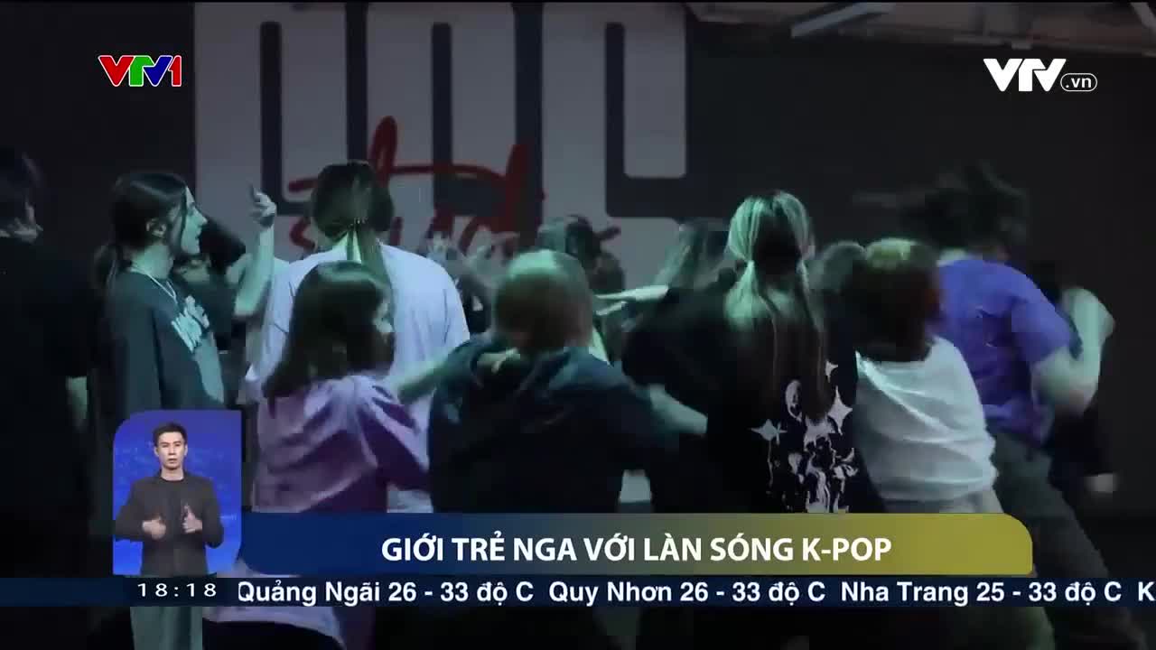 Ngày càng có nhiều bạn trẻ người Nga đón nhận K-pop - Video đã phát ...