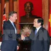 President Truong Tan Sang greets United Kingdom Prime Minister