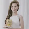 2015 MAMA: Dong Nhi won Best Asian Artist