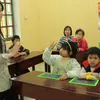 The importance of teaching sign language to deaf children