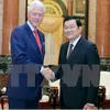 State President Truong Tan Sang met US Former President Bill Clinton