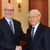 US Communist Party delegation visits Vietnam