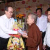 VFF President visits Tra Vinh