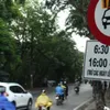 Hanoi mulls no-Uber, Grab streets