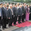 Leaders pay homage to President Ho Chi Minh