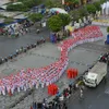 3000 people perform in Ao dai