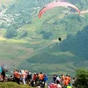 Over 110 pilots join paragliding festival in Yen Bai