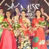 Vu Huong Giang crowned Miss Photo 2017