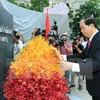 State leader pays homage to late President Ho Chi Minh