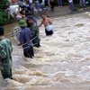 Soldiers help flood-affected areas