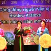 Poll: More Czechs fond of Vietnamese community