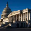 US congress votes to reopen the government