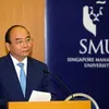 PM pays visit to Singapore Management University