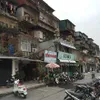 Hà Nội faces difficulties in renovating old apartment buildings