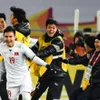 Outpouring of congratulations and rewards as Vietnam beat Qatar to reach final