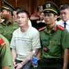 Mastermind of one of VN's largest ever drug rings stands trial