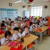 Hà Nội still dealing with overcrowded classrooms