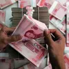 China's prolonged falling yuan may harm Việt Nam's trade