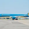 Vietnam Airlines raises salary for pilots