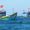 Fishermen in khanh hoa leave for fishing trips