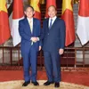 Japanese Prime Minister Suga Yoshihide pays official visit to Vietnam