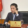 Minister holds phone talks with leader of Chinese region