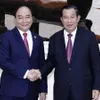 President Nguyen Xuan Phuc meets Cambodian Government leaders