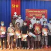 Various activities held nationwide to support the poor during Tet Festival