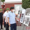 Photo exhibition highlights President Ho and NA and People’s Councils elections