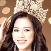 Vietnamese beauties to compete at global pageants