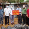 Gifts presented to orphans in Ha Giang