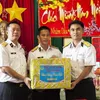 Tet gifts delivered to soldiers on DK1 platforms